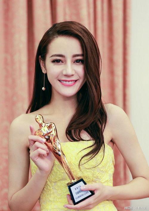 明星爆料赵丽颖宁静视频,幕后故事引热议  第3张 明星爆料赵丽颖宁静视频,幕后故事引热议  第3张