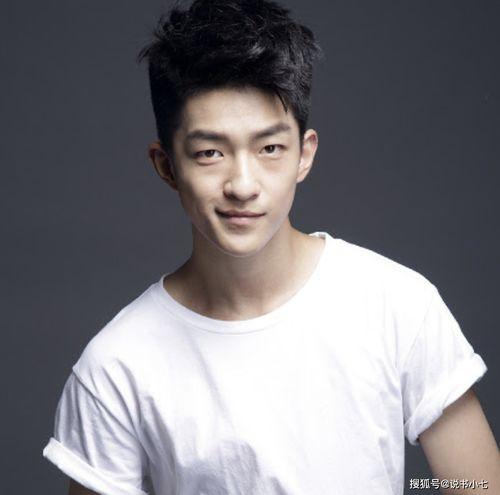 娱乐圈吃瓜王子奇王玉雯,娱乐圈吃瓜王子的瓜田传奇  第2张 娱乐圈吃瓜王子奇王玉雯,娱乐圈吃瓜王子的瓜田传奇  第2张