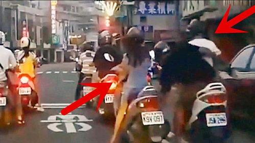 红灯男女在线观看,激情碰撞,情感纠葛在线大剧  第2张 红灯男女在线观看,激情碰撞,情感纠葛在线大剧  第2张